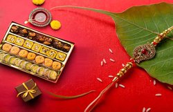 Rakhi Designs 2019 Images, Photos, and Pictures : भाई को राखी नहीं मिली तो शेयर कीजिए ये डिजाइनर राखी