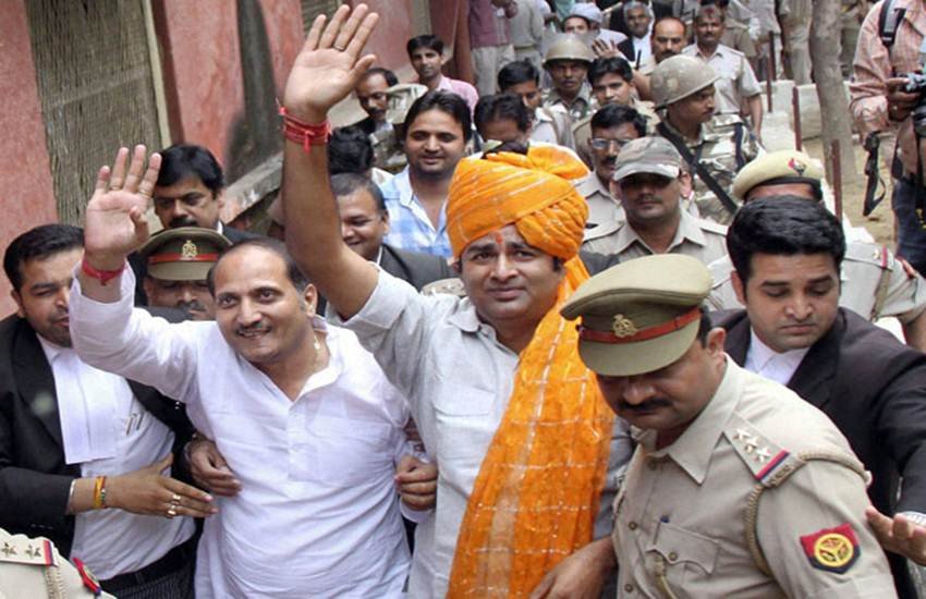 सरधना के विधायक संगीत सोम पर दर्ज मुकदमे वापस लेने की तैयारी में है यूपी सरकार।(फोटो-पीटीआई)