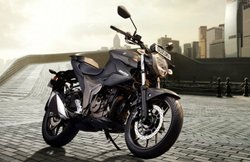 Suzuki Gixxer 250 नए नेक्ड लुक में हुई लांच! फुली फेयर्ड वर्जन से 11,000 रुपये है सस्ती! बस इतनी है कीमत