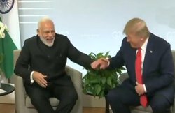 मीडिया रिपोर्ट में दावा- कश्मीर पर नरेंद्र मोदी सरकार से गुप-चुप जानकारी चाह रहा अमेरिका! NC नेताओं की नजरबंदी पर भी चिंतित