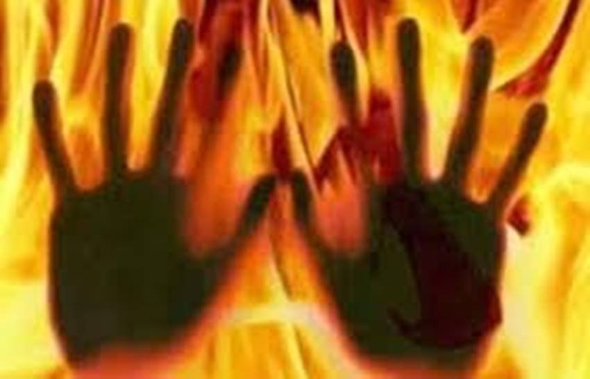 UP, Primary school, Yogi government, mid day meal, District Magistrate, Hinaut, Mirzapur, District Magistrate, up mid-day meal, Primary school