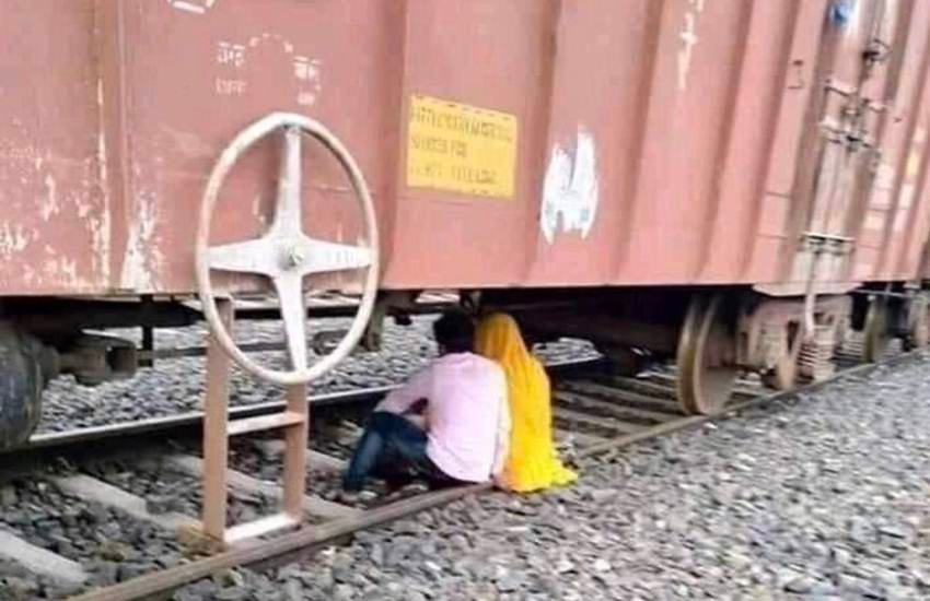 ये तस्वीर पिछले कुछ दिनों से सोशल मीडिया में तेजी से वायरल हो रही है। 