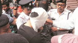 Kolkata: 9 महीनों में 43 बार अंधाधुंध दौड़ती पकड़ाई जा चुकी है ये Jaguar, ले ली दो लोगों की जान, जानें कौन है मालिक