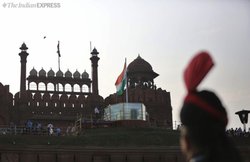 Happy Independence Day: बॉलीवुड के ये गाने जो आपको देशभक्ति की याद दिलाते हैं