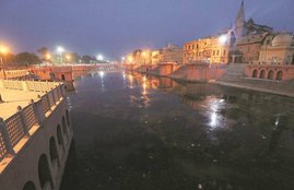 अयोध्या में राम की पैड़ी का दृश्य। ( फोटोः इंडियन एक्सप्रेस/विशाल श्रीवास्तव)