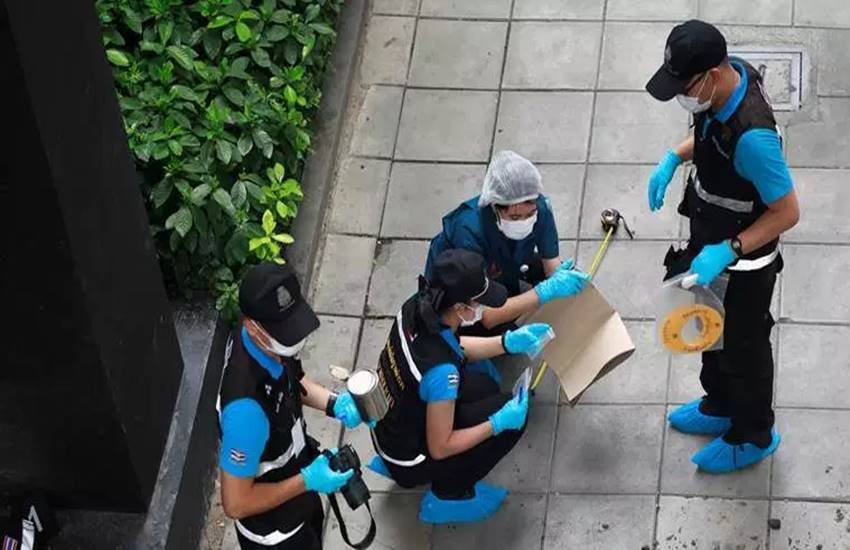 थाई सरकार की प्रवक्ता नारुमन पिन्योसिनवात ने कहा कि प्रधानमंत्री प्रयुत चान-ओ-चा ने बमबारी की घटनाओं के बारे में पूछताछ की और उन्होंने इसकी तत्काल जांच का आदेश दिया है।’’ उन्होंने कहा, ‘‘सुरक्षा व्यवस्था कड़ी कर दी गयी है। लोगों से नहीं घबराने की अपील की गई है।