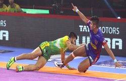 Dabang Delhi vs Patna Pirates: रोमांचक मुकाबले में दिल्ली ने पटना को हराया, होम लेग में जीते सभी मैच