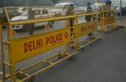 पेड़ से पत्ते तोड़ने के विवाद में छात्र पर जानलेवा हमला