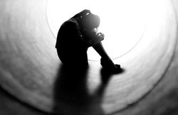 गुजरात: पूर्व बॉयफ्रेंड जबरन सुनसान जगह ले गया, फिर 19 साल की लड़की से 3 ने किया गैंगरेप, सामान भी ले गए