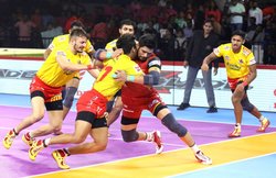 Bengaluru Bulls vs Gujarat Fortune Giants: गुजरात फॉर्च्यूनजायंट्स ने बेंगलुरु बुल्स को 9 अंकों से हराया