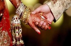 प्रेम विवाह करने पर पंचायत का तुगलकी फरमान, ‘भाई-बहन बन जाओ’