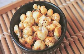 sanjeev kapoor, Rakhi recipe, sanjeev kapoor sweat Recipe, sanjeev kapoor recipe for rakhi, sanjeev kapoor recipe for rakshabandhan, recipe for rakhi, recipe for rakshabandhan, rakshabandhan 2019, rakhi 2019, home made sweat for brother, cook sweats at home, रक्षाबंधन स्पेशल रेसिपी, रक्षाबंधन 2019, बेसन के लड्डू रेसिपी, raksha bandhan special recipe, Raksha Bandhan special, raksha bandhan 2019, Raksha Bandhan, makhane ki kheer kaise banaye, rakhi ki mithai