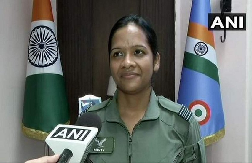 महिला वायुसेना अधिकारी मिंटी अग्रवाल। (pc- ANI)  महिला वायुसेना अधिकारी मिंटी अग्रवाल। (pc- ANI)