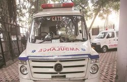 मध्य प्रदेश: एंबुलेंस नहीं मिली तो कचरे की गाड़ी में शव ले गई पुलिस, नगर परिषद बोला- हमारे पास विकल्प नहीं