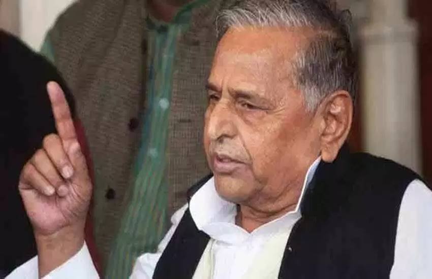 समाजवादी पार्टी के संस्थापक मुलायम सिंह यादव