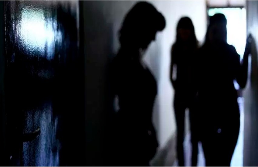 online racket, delhi, flesh trade, crime