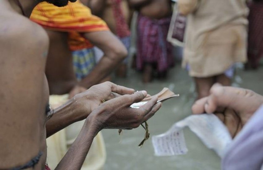 Pitru Paksha Start Date 2019, shradh date 2019, when is star shradh, shradh date, shradh vidhi, pitru paksha titi, pitru paksha significance