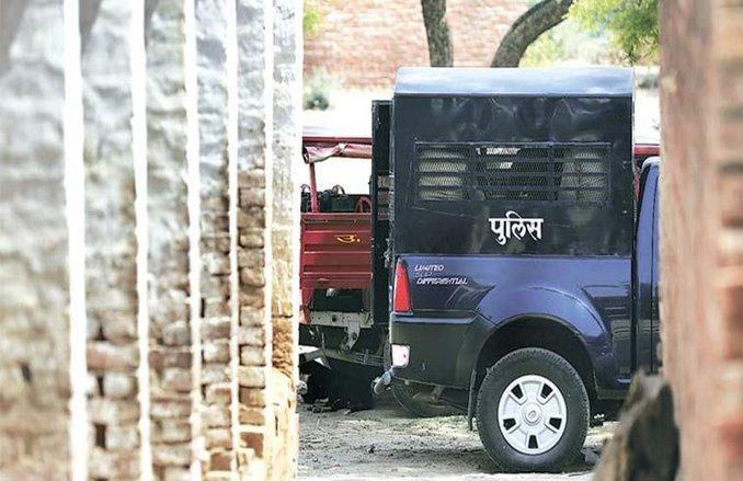 नाबालिग लड़की के अपहरण में युवती गिरफ्तार, आरोप- दोनों का आपस में चल रहा था प्रेम प्रसंग