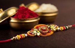 Raksha Bandhan 2019 Date: 19 साल के बाद भारत में रक्षा बंधन पर है ये संयोग