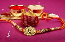 Raksha Bandhan 2019- राखी क्यों मनाई जाती है, जानें इससे जुड़ी कुछ अन्य जरूरी बातें
