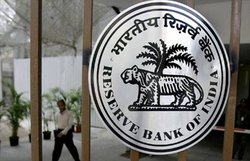 RBI अधिकारियों के शब्दज्ञान से बड़े-बड़े एक्सपर्ट हैरान, बातें समझने के लिये पड़ रही ‘वॉल्तेयर’ को पढ़ने की जरूरत