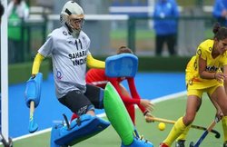 Hockey: महिला हॉकी टीम की उपकप्तान सविता ने कहा- दिग्गजों को हराने के लिए डिफेंस पर ध्यान लगाना होगा