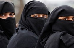 Triple talaq: जुड़वां बेटियां हुईं तो पति बोला-तलाक, तलाक, तलाक, गोद में मासूमों को ले थाने पहुंची पीड़िता