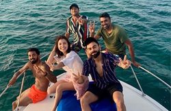 रविचंद्रन अश्विन ने कोहली और अनुष्का के साथ बोट पर मस्ती करते फोटो पोस्ट की, यूजर्स ने पूछा- विराट तो तेरा दुश्मन है ना