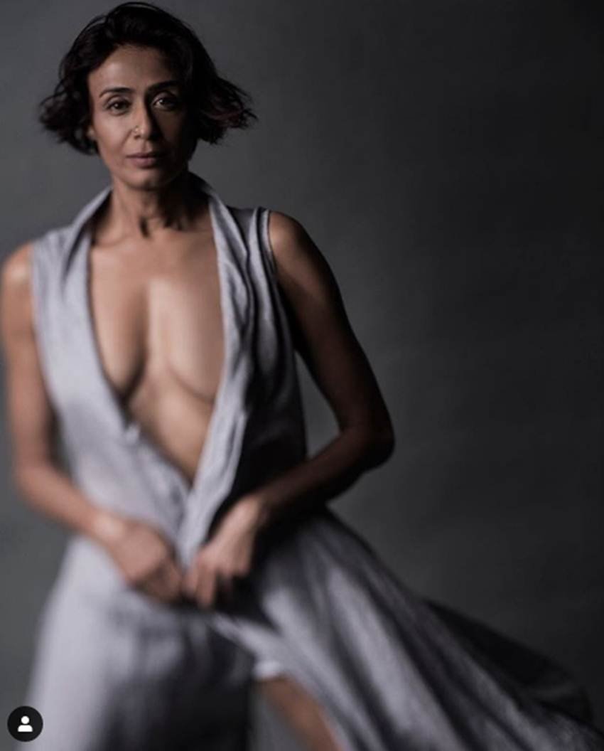 स्टाइल और फैशन सेंस के मामले में अचिंत किसी भी मामले में आज कल की एक्ट्रेसेज से कम नहीं हैं।