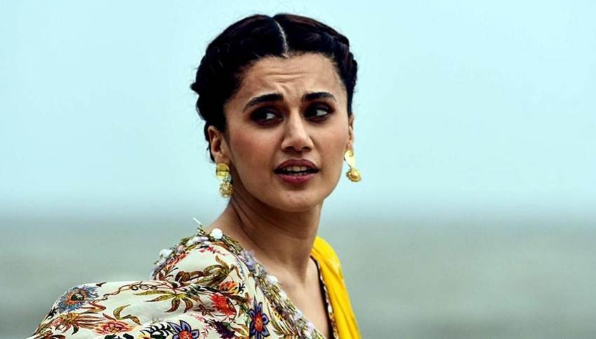 तापसी पन्नू: तापसी ने दिल्ली के किसी सिनेमाघर में छोटा चेतन देखी थी। ये तापसी की पहले हॉल मूवी थी। फिल्म को थ्री डी चश्मों से देखना तापसी को आज भी याद है।(Photo: @taapseepannu/Instagram)