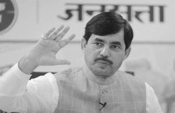 अर्थव्यवस्था ठीक करने की इच्छाशक्ति है सरकार में