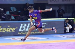 Dabang Delhi vs Tamil Thalaivas: नवीन की रफ्तार ने तमिल को किया पस्त, 50-34 के बड़े अंतर से जीता दिल्ली