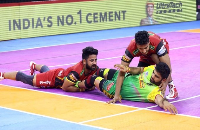 Bengaluru Bulls vs Patna Pirates: बेहद रोमांचक मुकाबले में बेंगलुरू ने मारी बाजी, पटना को मिली हार