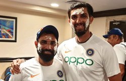 B’day Spcl: ईशांत शर्मा और मोहम्मद शमी ने एकसाथ काटा जन्मदिन का केक, जानिए यह है वजह