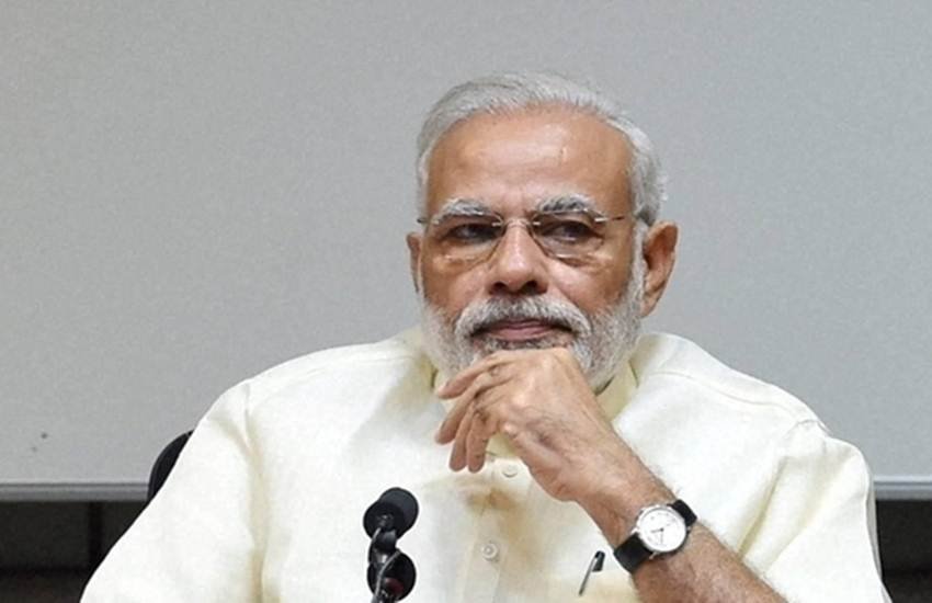 मोदी सरकार के दूसरे कार्यकाल के 100 दिन पूरे हो चुके हैं। इस दौरान उन्होंने आर्टिकल 370 हटाने से लेकर ट्रिपल तलाक पर कानून बनाने जैसे बड़े फैसले लिए। (फोटो क्रेडिट/PTI)