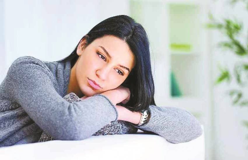 लगभग अस्सी फीसद लोगों में विटामिन बी-12 की कमी रहती है।