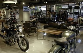 Royal Enfield, bullet latest news, Royal Enfield latest news, royal enfield news, Royal Enfield Discount, Royal Enfield offer, Royal Enfield accessories, Classic 350 Price, Classic 350 Signals, Classic 350 Redditch, Classic 350 Gunmetal Grey, Classic 500, Classic 500 Chrome, Classic 500 Desert Storm, Classic 500 pegasus, Classic 500 Stealth Black and Classic 500 Squadron Blue,