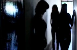 पटना: लिव इन कपल WhatsApp पर तस्वीरें भेज ग्राहक बुला 1 घंटे का वसूलते थे 5,000 रुपया, हाईप्रोफाइल सेक्स रैकेट का भंडाफोड़