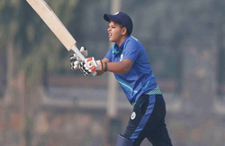 टी-20 क्रिकेट में पदार्पण करने वाली सबसे युवा खिलाड़ी बनीं शेफाली, लेकिन नहीं खोल सकीं खाता