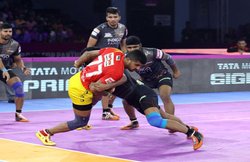 Pro Kabaddi 2019 Score, U Mumba vs Gujarat Fortune Giants Score: यू मुंबा ने गुजरात फार्चूनजाइंट्स को 31-25 से हराया