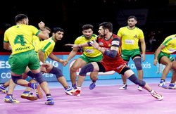 Bengaluru Bulls vs Tamil Thalaivas: बेंगलुरु बुल्स ने तमिल थलाइवाज को हराया, राहुल चौधरी ने रचा इतिहास