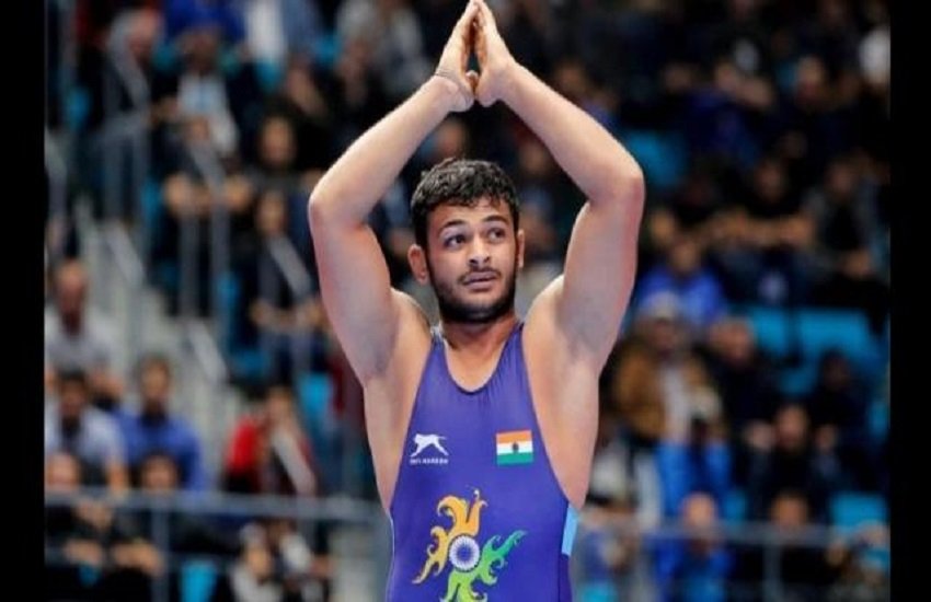 दीपक पुनिया ने एंकल एंजरी के चलते फाइनल से वापस लिया नाम दीपक पुनिया ने एंकल एंजरी के चलते फाइनल से वापस लिया नाम