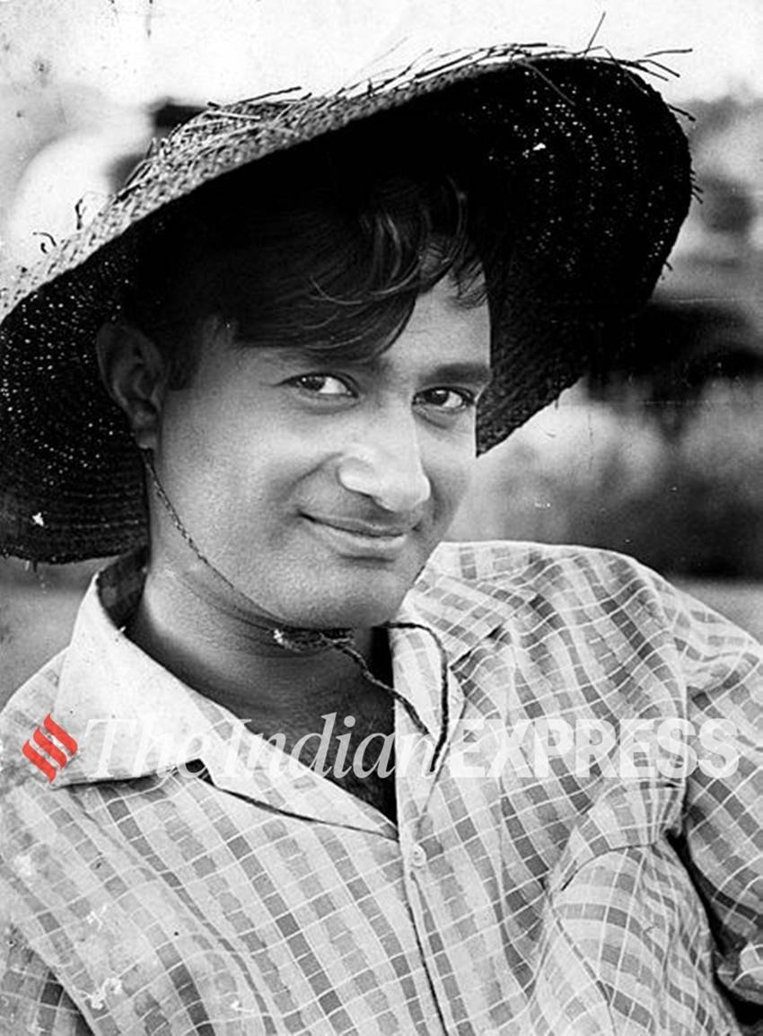 1949 में देव आनंद ने भाई चेतन आनंद के साथ मिलकर नवकेतन फिल्म्स के नाम से अपना प्रोडक्शन हाउस खोला। देव आनंद की मशहूर फिल्मों की बात करें तो उसमें गाइड, जेवेल थीफ, बाजी, तेरे घर के सामने, जॉनी मेरा नाम प्रमुख हैं।