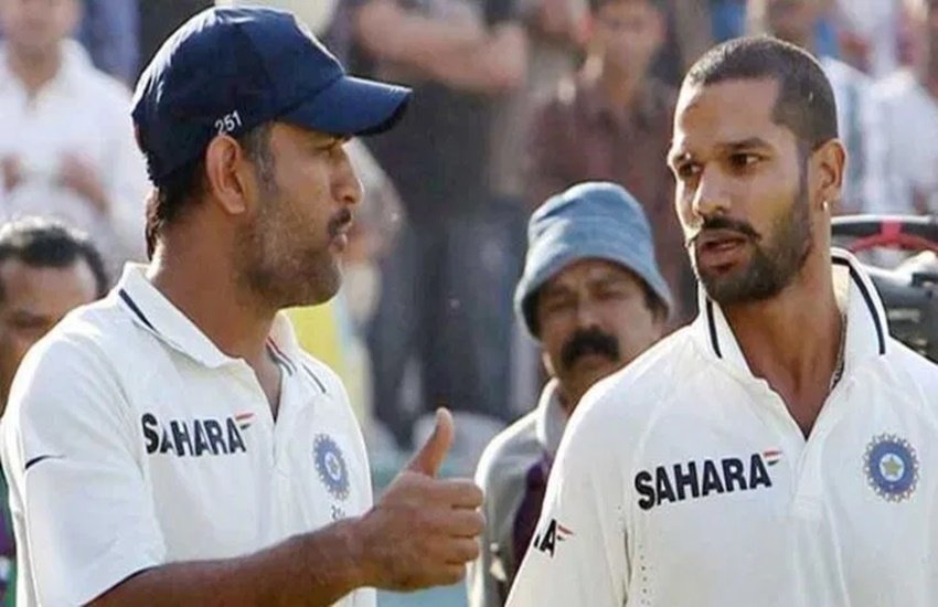 महेंद्र सिंह धोनी और शिखऱ धवन। (फाइल फोटो)