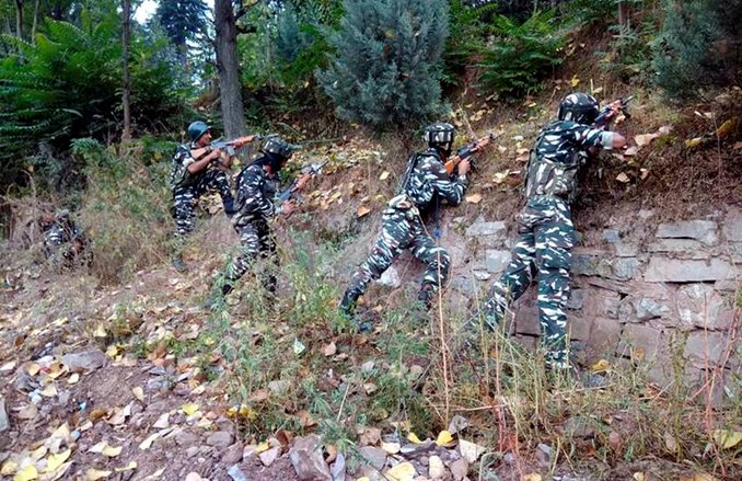 ‘ड्राइंग रूम में आकर चुपके बैठ गए आतंकी, बहू ने लाकर दिया पानी, फिर तान दी बंदूक’, बीजेपी नेता ने सुनाया खौफनाक मंजर
