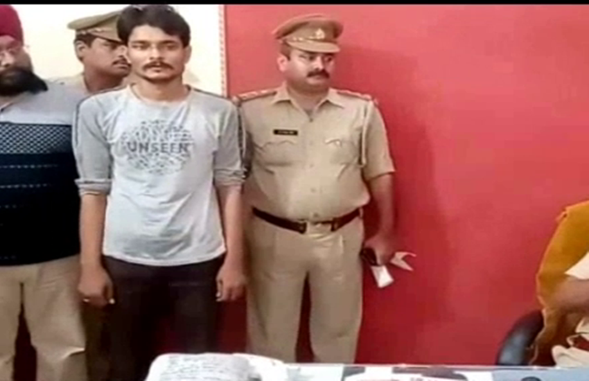 पुलिस की गिरफ्त में आरोपी 
फोटो सोर्स- स्थानीय 