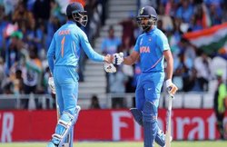 रोहित शर्मा नहीं खोल सके खाता, टीम से बाहर जाते ही केएल राहुल ने जड़ा शानदार शतक