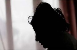 ‘लेस्बियन हूं और पड़ोस की लड़की के साथ रहना चाहती हूं’, बेटी की बात सुन आहत पिता ने खुद को मारी गोली