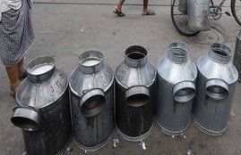 Muharram, pakistan, imran khan, milk, unhrc, kashmir, article 370, india pakistan, pakistan debt, pakistan economic crisis, pakistan, petrol prices Pakistan, Karachi Commissioner, Iftikhar Shallwani, Commissioner Office