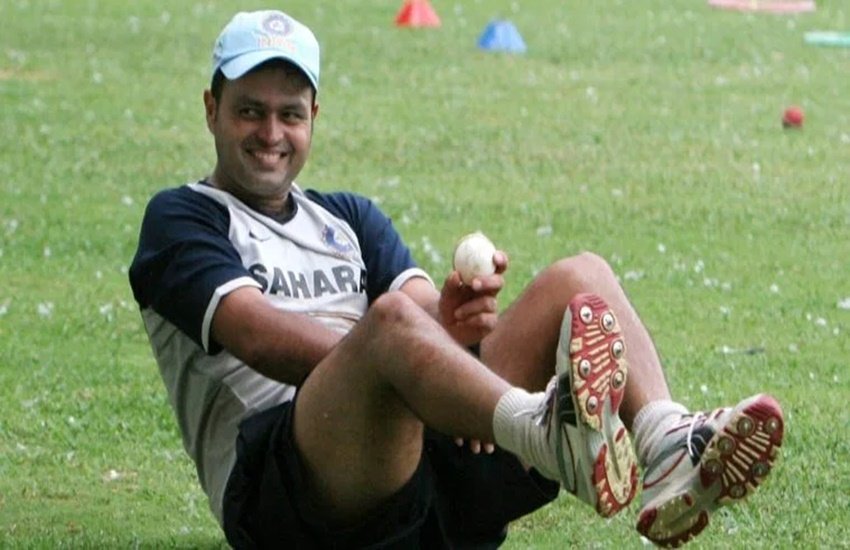 पूर्व ऑलराउंडर खिलाड़ी दिनेश मोंगिया। (एक्सप्रेस फोटो) पूर्व ऑलराउंडर खिलाड़ी दिनेश मोंगिया। (एक्सप्रेस फोटो)